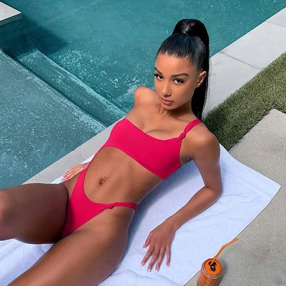 azaz swim. ‘Gigi’ swimsuit in Hot Pink